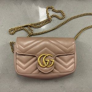 Gucci Marmont SuperMini